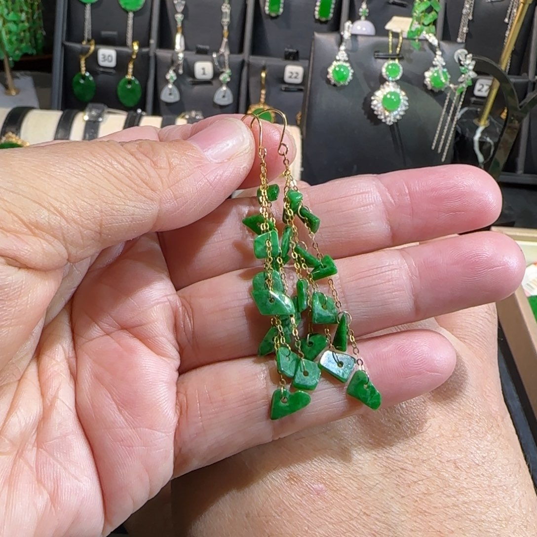 翡翠18K金镶嵌颈饰耳钩