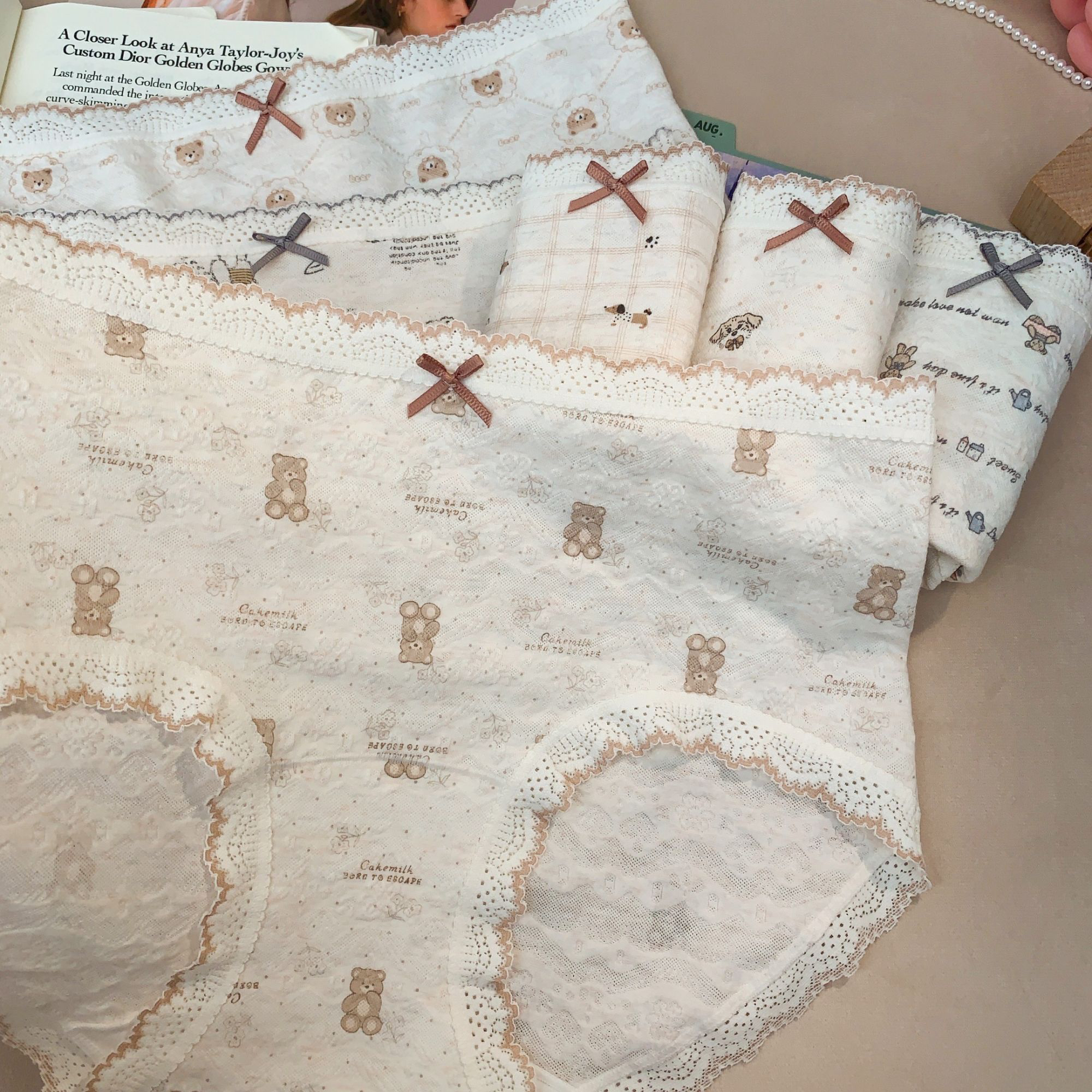 中腰纯棉透气亲肤女士可爱少女风三角内裤