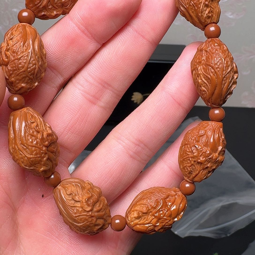 橄榄核手串分局吧