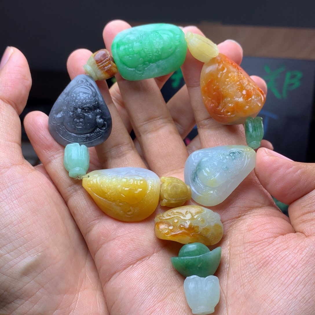 定制翡翠未镶嵌水**青翡翠