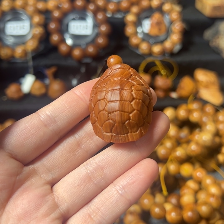 柏木（崖柏）富甲天下吊坠