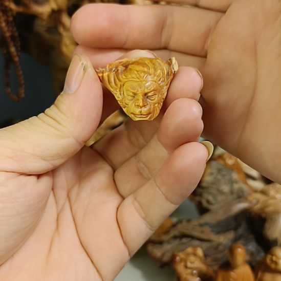 柏木（崖柏）太行崖柏猴子手把件