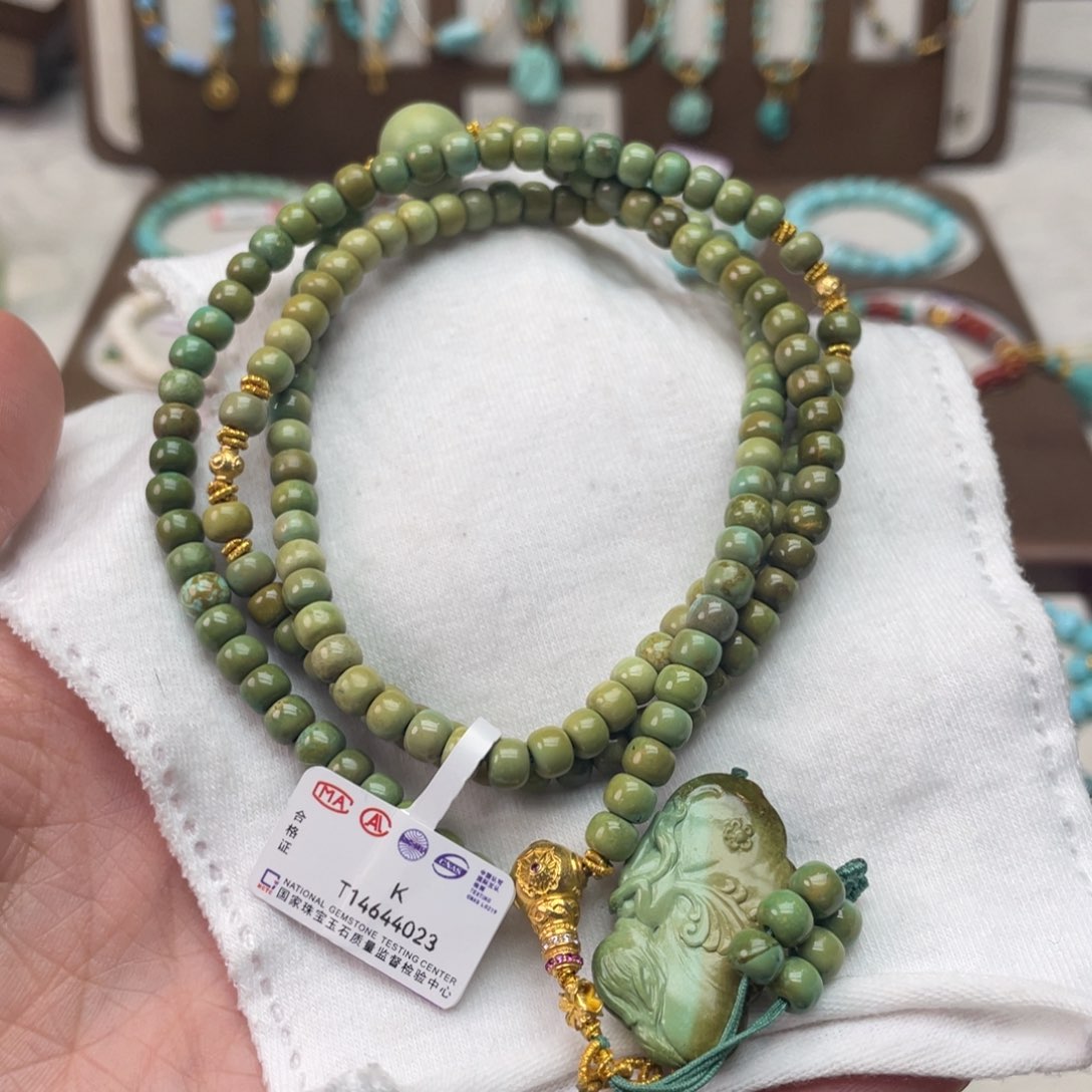 绿松石18K金镶嵌颈饰