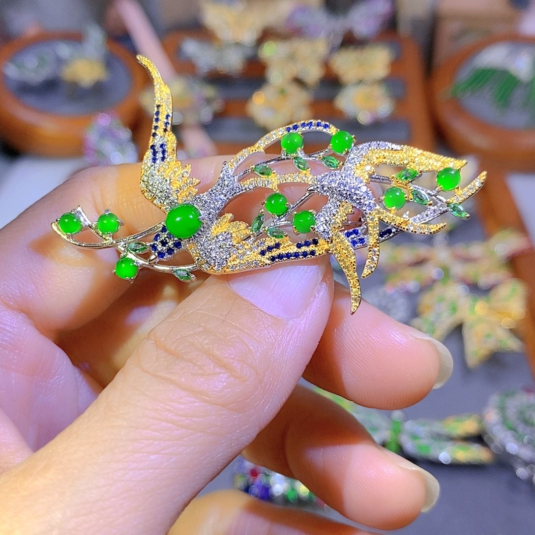 颈饰银S925镶嵌翡翠