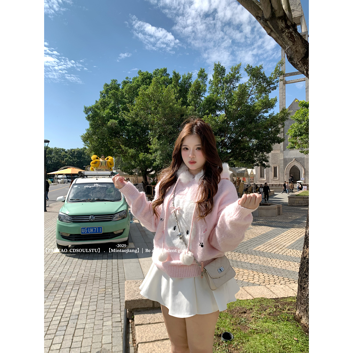 SWEET【兔兔奶芙】微胖甜美可爱奶呼呼宽松显瘦毛毛领带帽针织上衣