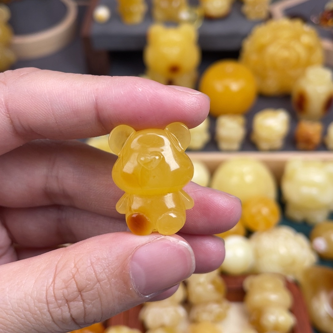 未镶嵌琥珀裸石蜜蜡