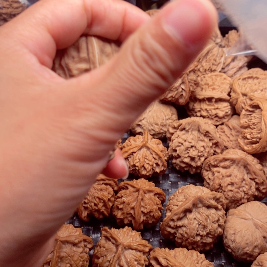 吊坠桃核清****$文玩核桃