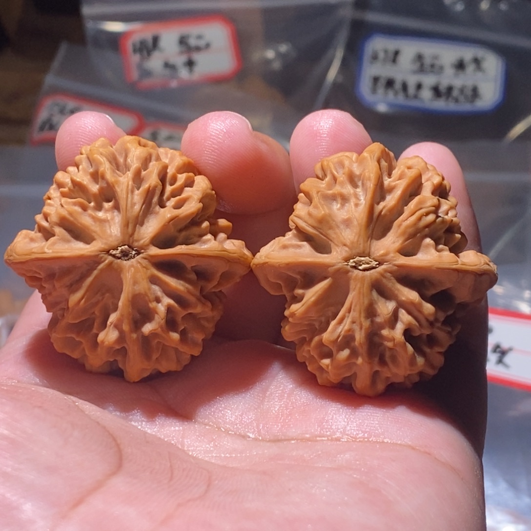 荒***葛吊坠文玩核桃39全品秦闷（轻微磕碰）