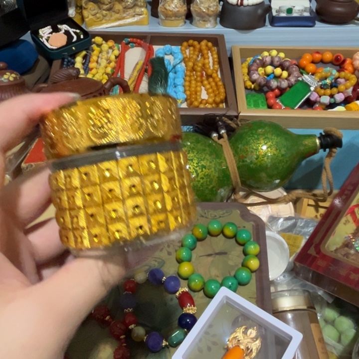 绿泥——————————————————————