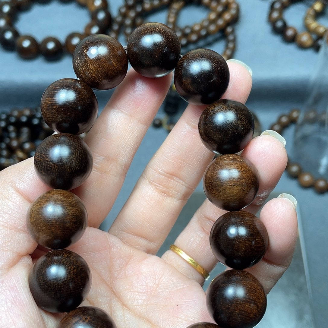 沉香手串或**…白棋瘤疤1.6