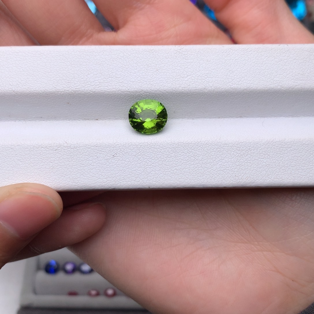 未镶嵌裸石橄榄石2.505ct