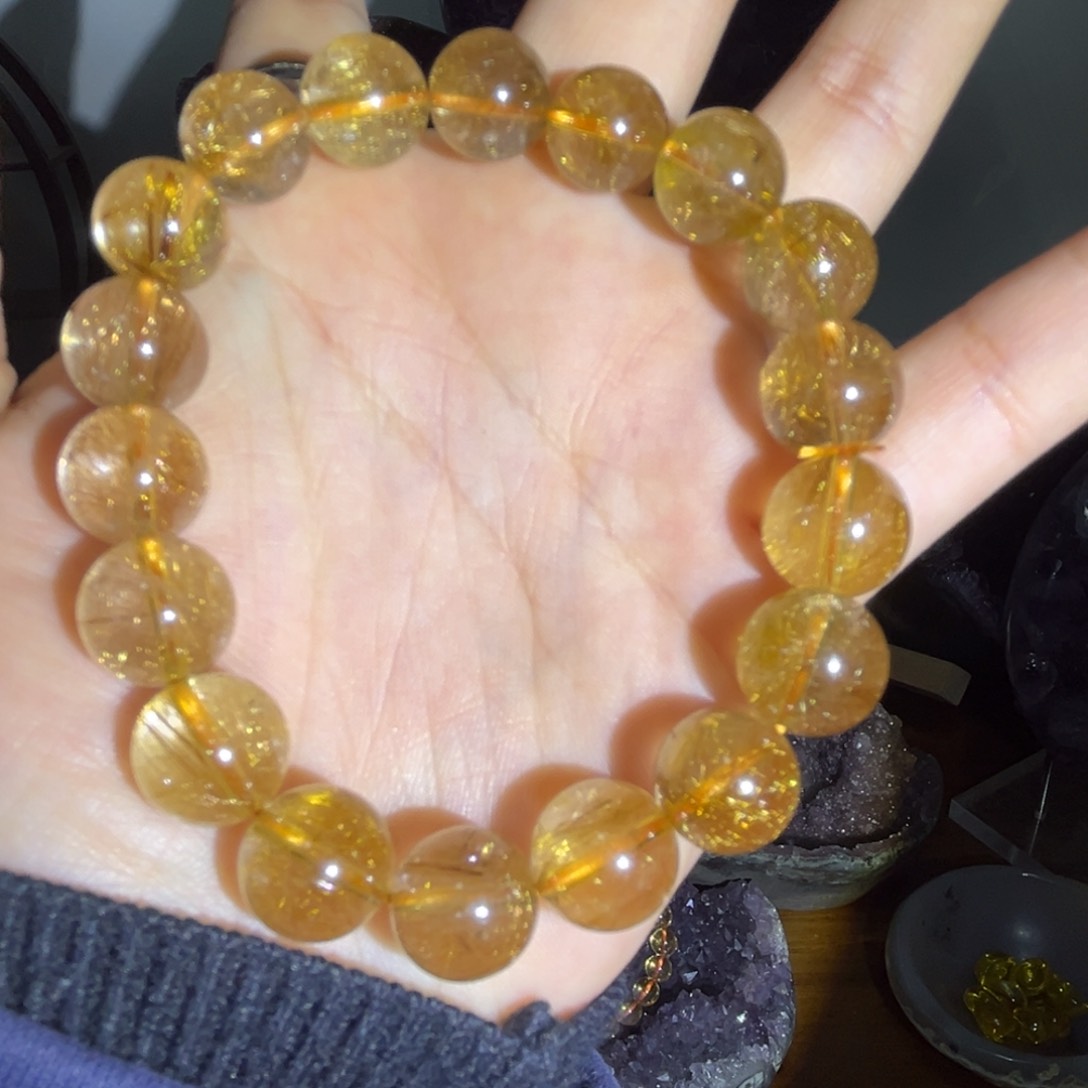 未镶嵌水晶大型摆件（非配饰）