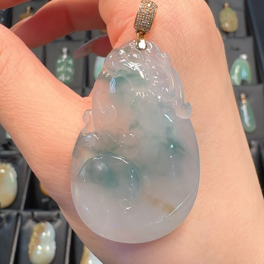 缅甸天然翡翠A货冰飘蓝花吊坠镶嵌18K金伴钻扣头翡翠直播