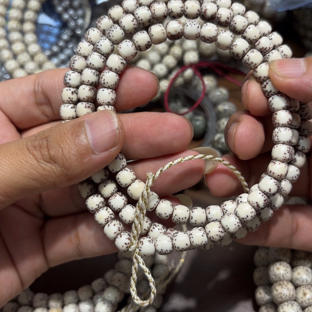 从***行星月菩提手串星月石玉料7河豚