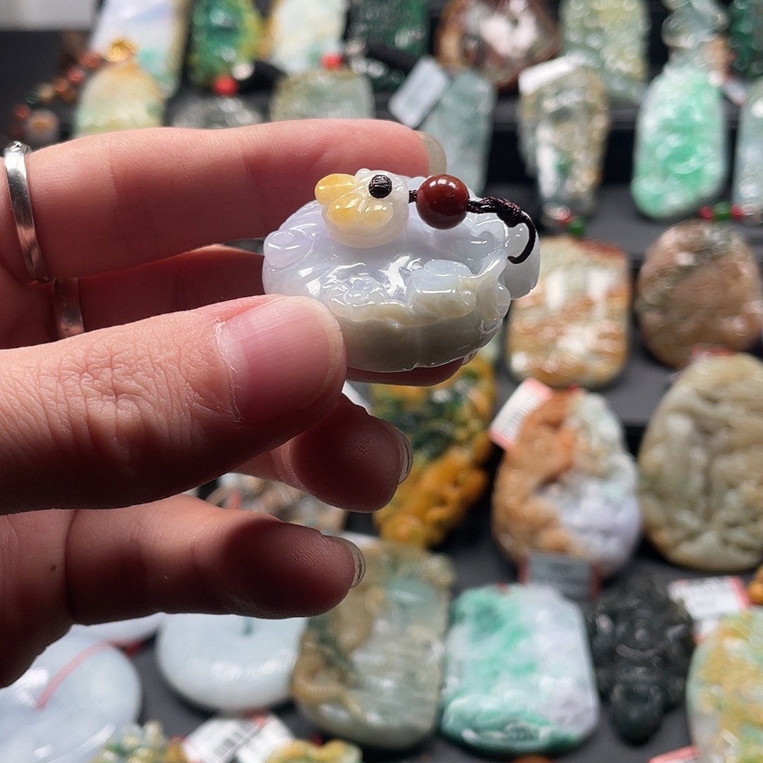 翡翠未镶嵌挂件腾冲21