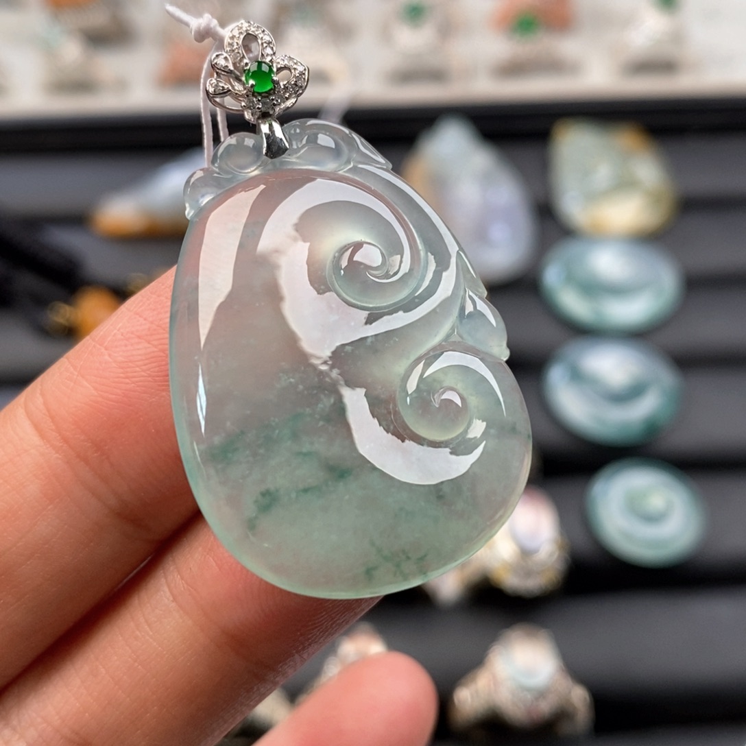 定制翡翠18K金镶嵌缅甸天然翡翠金镶冰胶如意