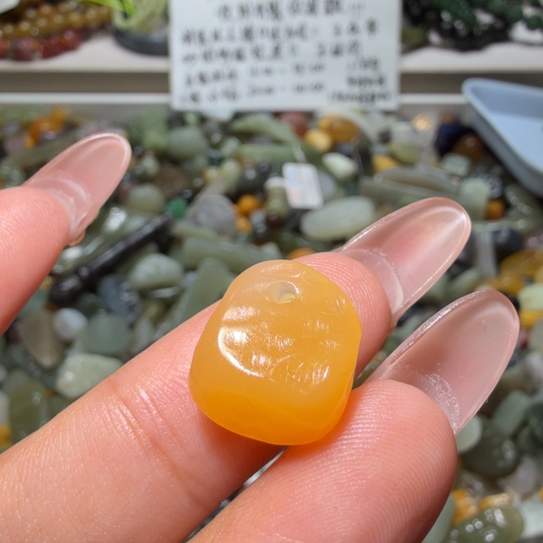 和田玉未镶嵌珠宝奇石