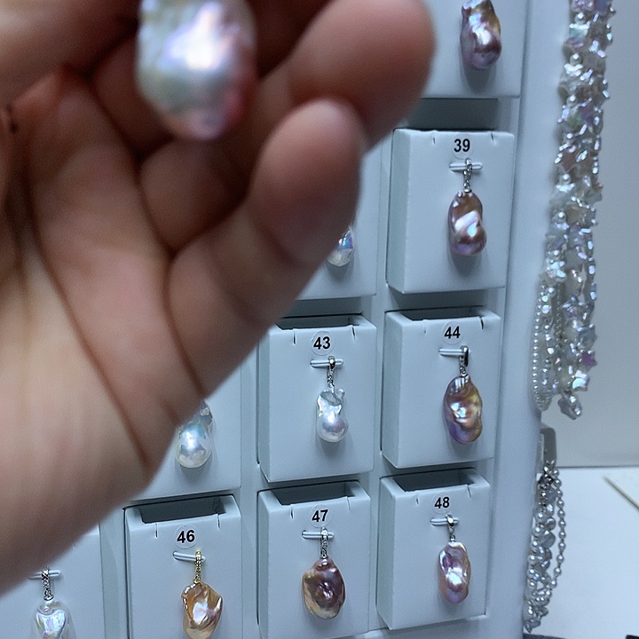 琪***淡水珍珠银S925镶嵌巴洛克