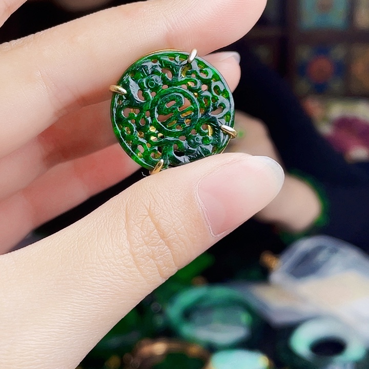 翡翠银S925镶嵌颈饰多样性