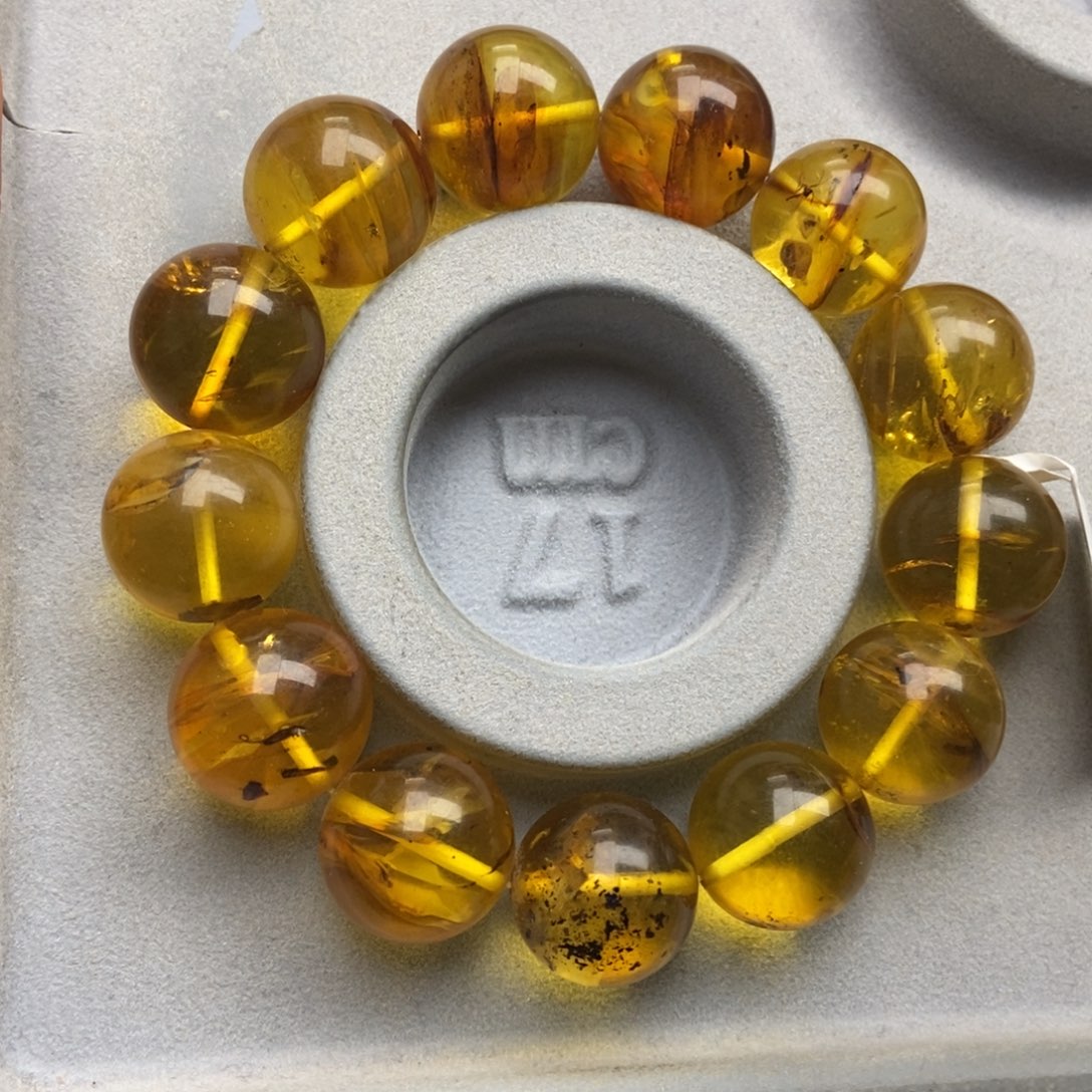 蜜蜡珠宝奇石未镶嵌