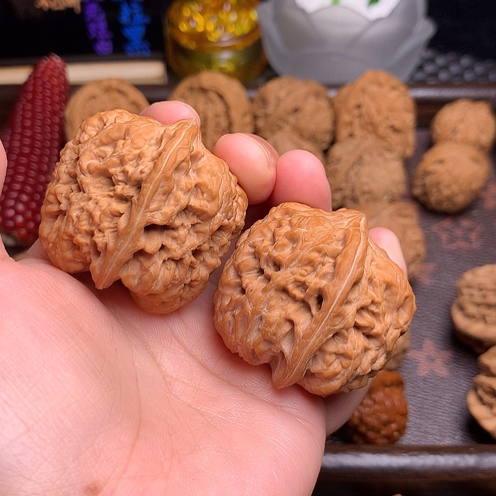 吊坠文玩核桃西北将军37+