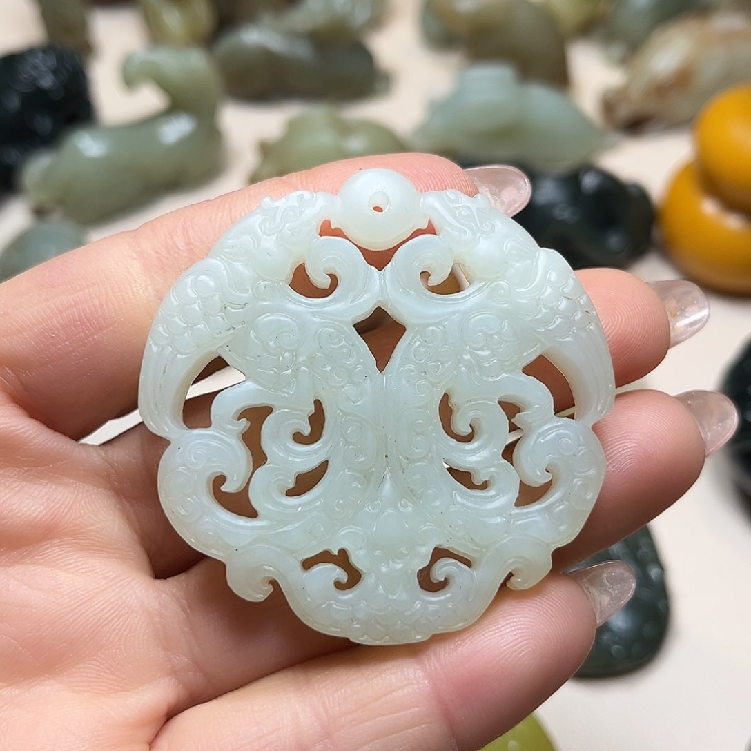 白玉菩提吊坠白玉菩提吊坠