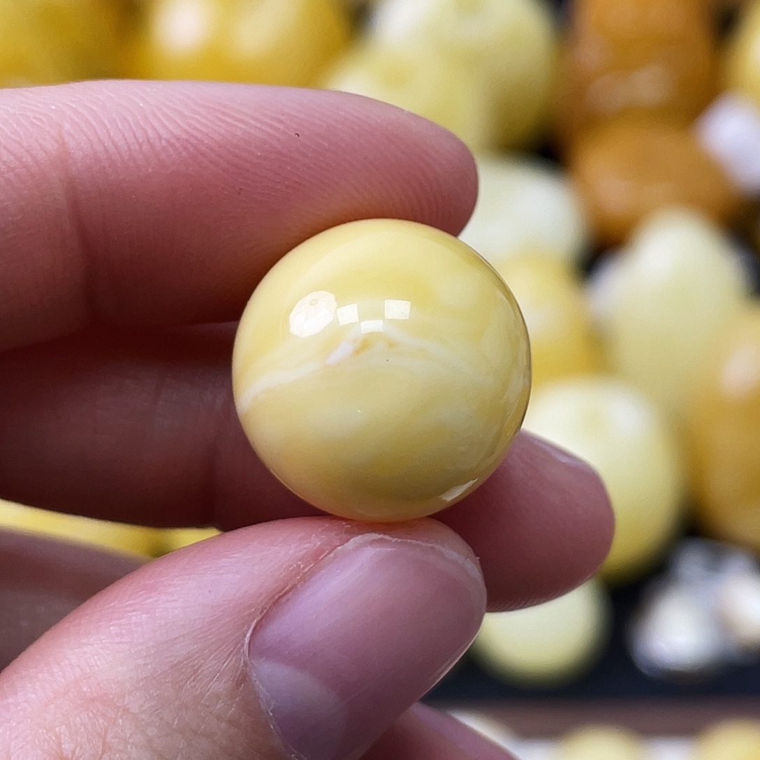 蜜蜡未镶嵌珠宝奇石16.2mm奶白浓蜡飘花 福利款