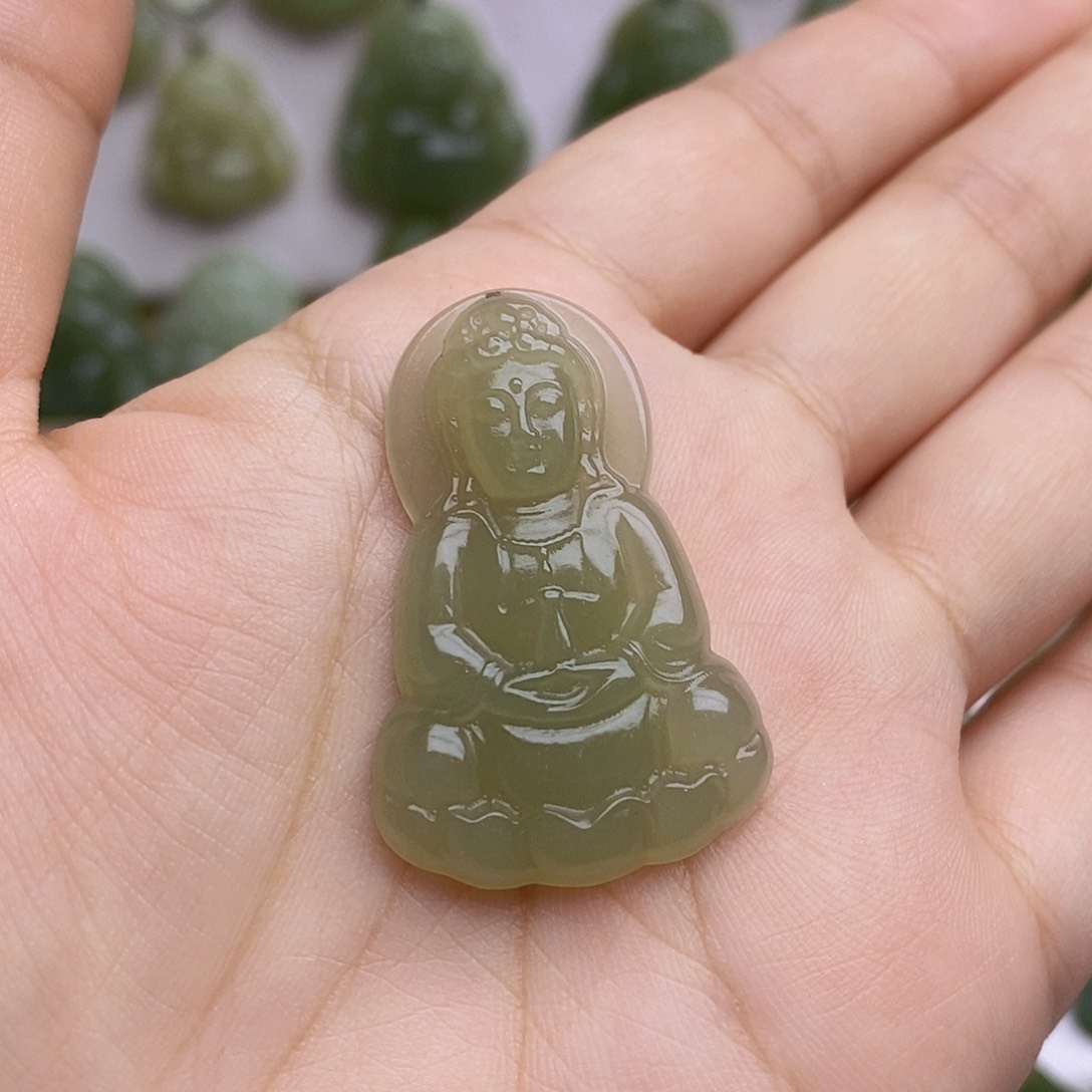 和田玉颈饰未镶嵌