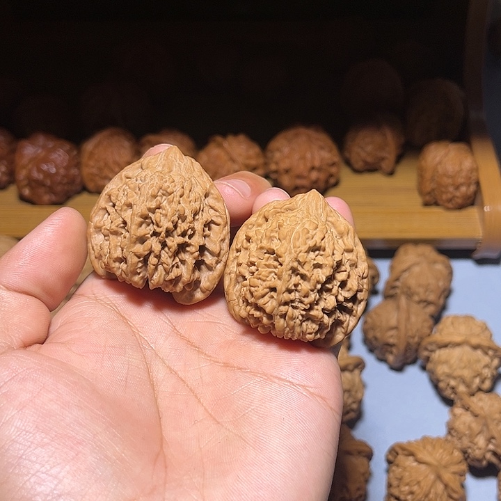 文玩核桃把件大*坑39满天星一般对