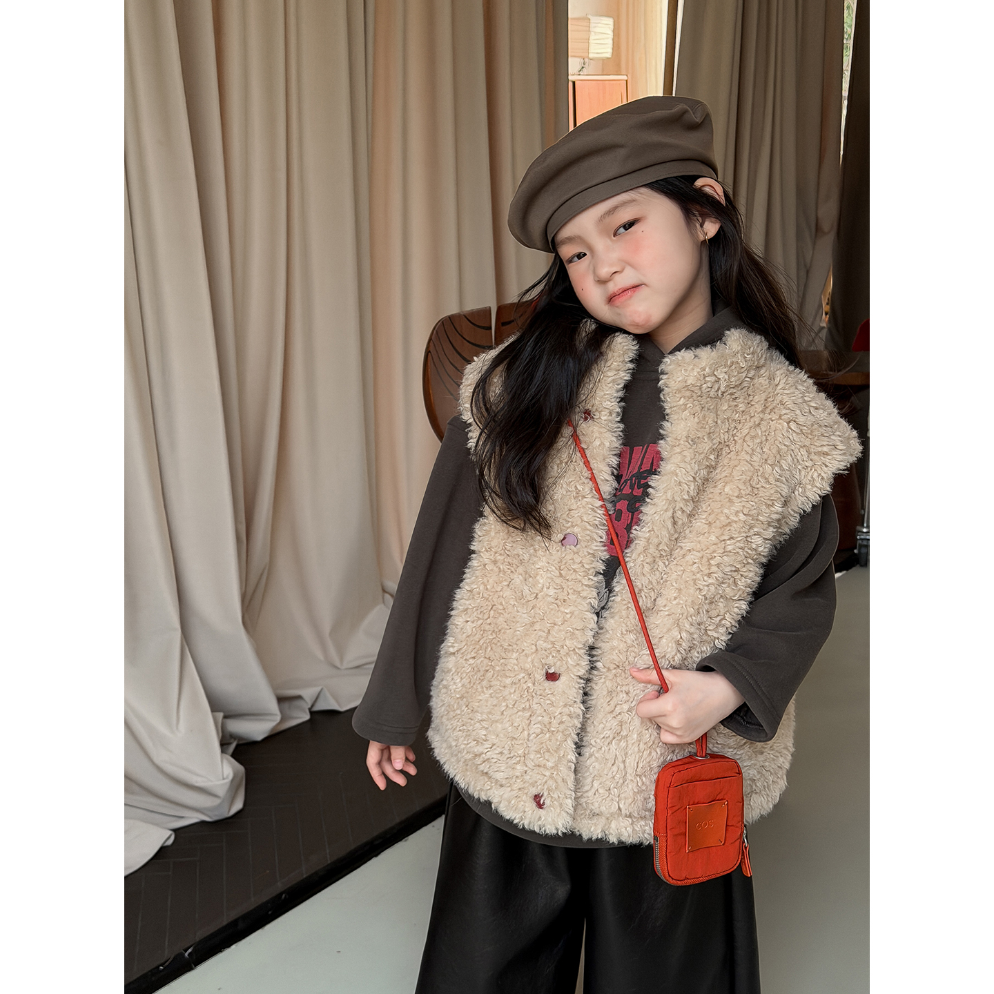 Harper kids 韩版女童百搭可两面穿单排扣设计马甲外套 H25071226