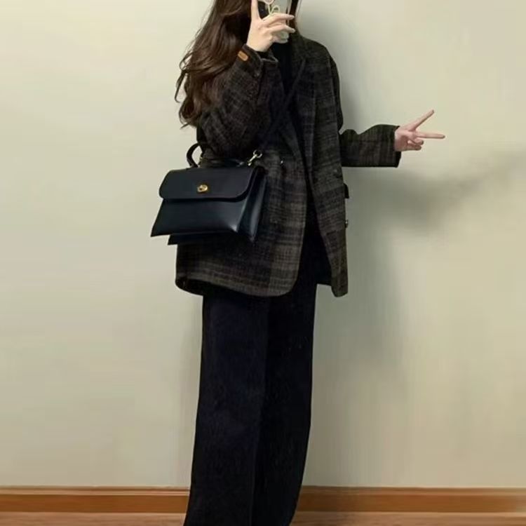 2025新款法式小香风高级感气质复古加厚格纹毛呢西装外套女秋款