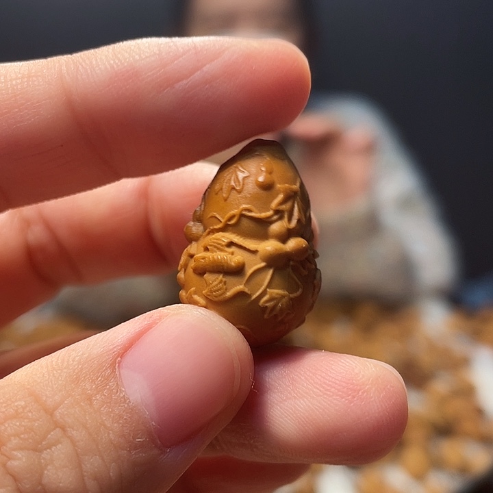 橄榄核吊坠橄榄核