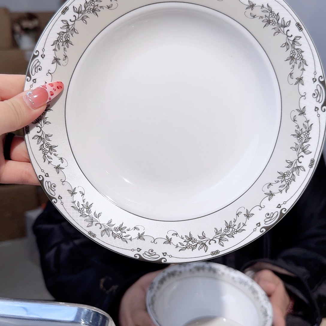 瓷骨瓷8英寸20cm草帽盘二只