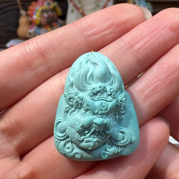 绿松石未镶嵌李飞虎大黑天雕刻件