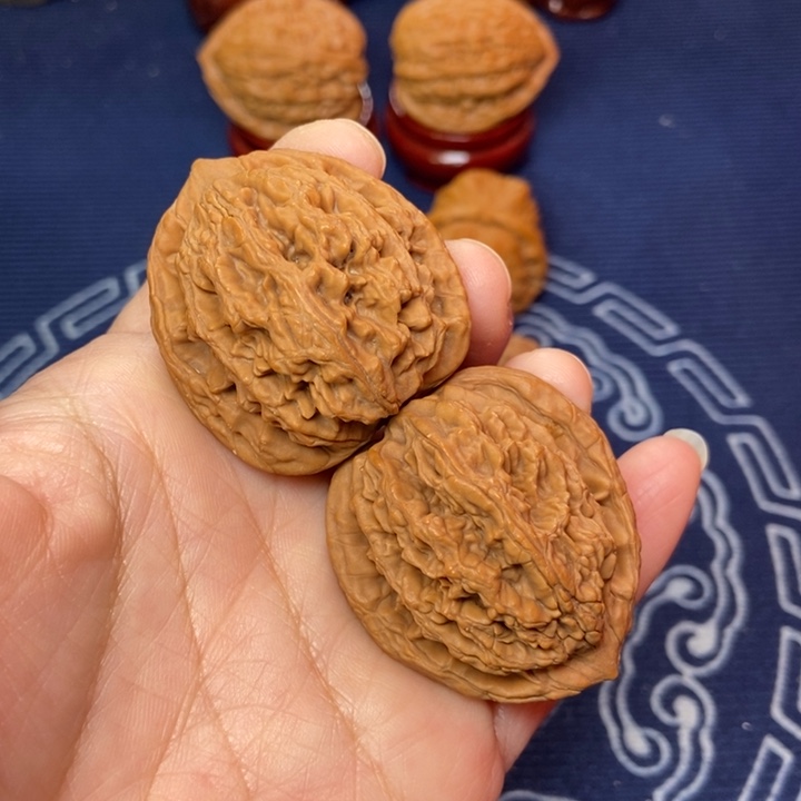 核桃文玩核桃虎头