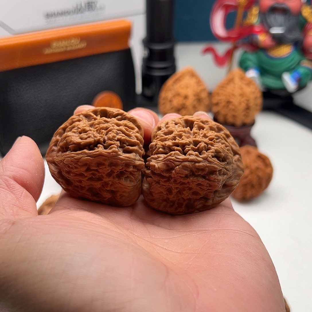 文玩核桃吊坠南疆石