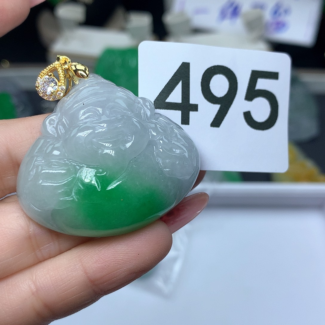 翡翠吊坠(赠链)未镶嵌