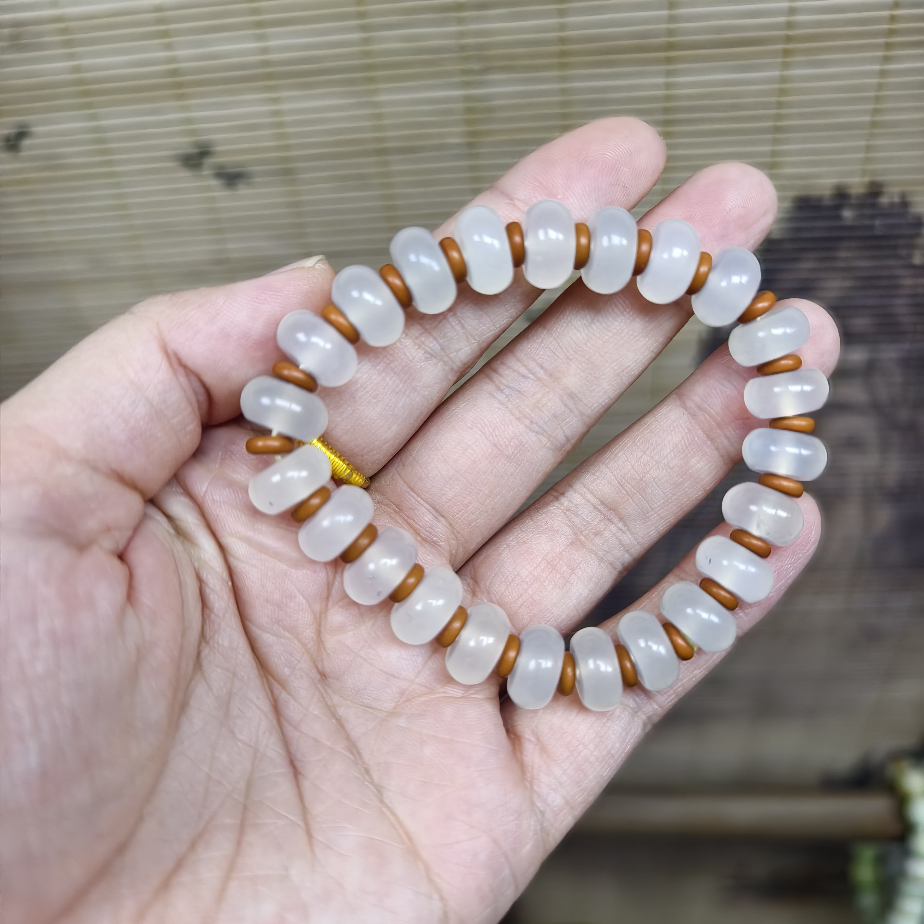 纯天然岫玉白冰算盘珠女士手串气质百搭款
