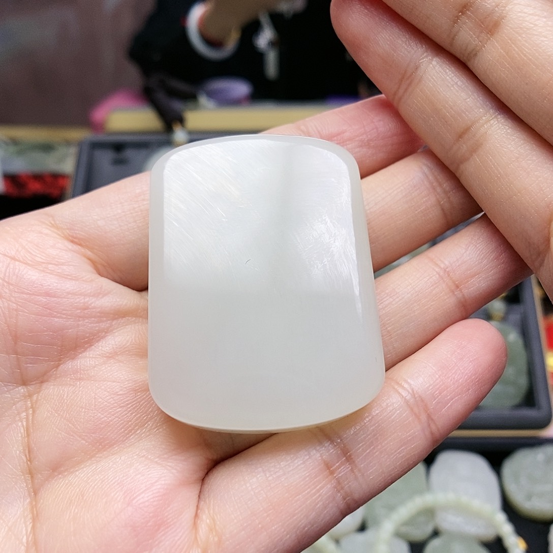 和田玉颈饰未镶嵌0****F