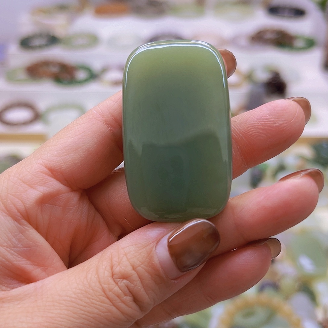 简***福和田玉未镶嵌吊坠(赠链)