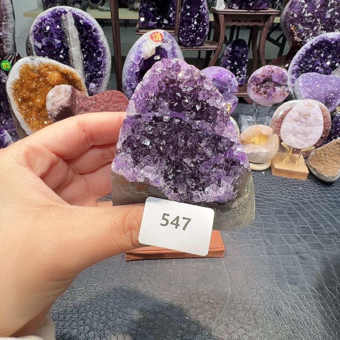 珠宝半成品未镶嵌紫晶