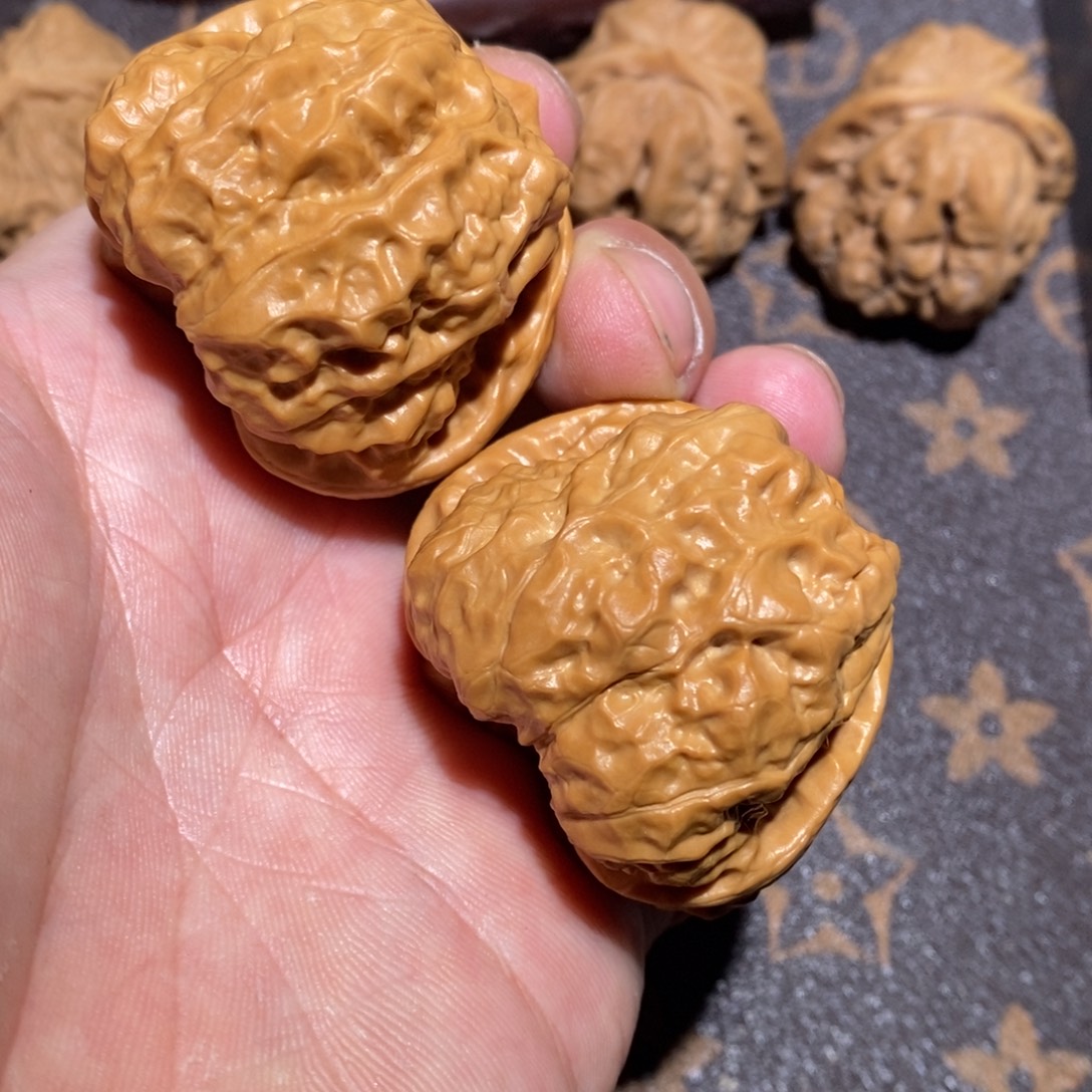 山***呀把件文玩核桃蛤蟆头