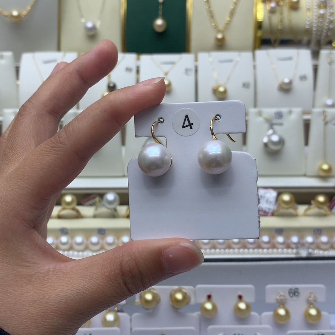 淡水珍珠耳饰18K金镶嵌
