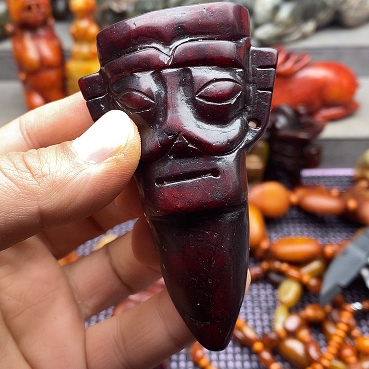 未镶嵌蛇纹石玉颈饰