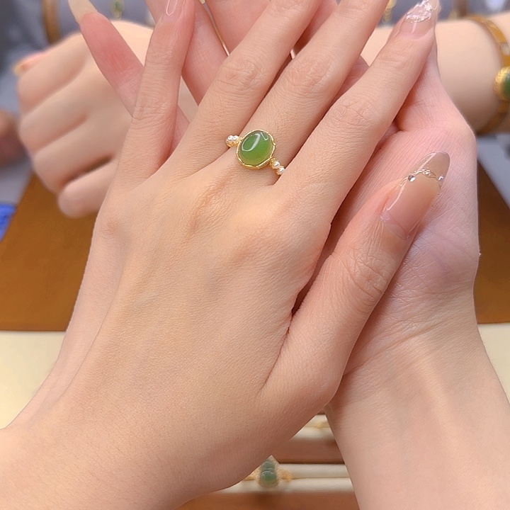 和田玉戒指银S925镀金镶嵌