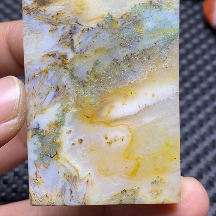 玛瑙/玉髓颈饰未镶嵌绿***湾