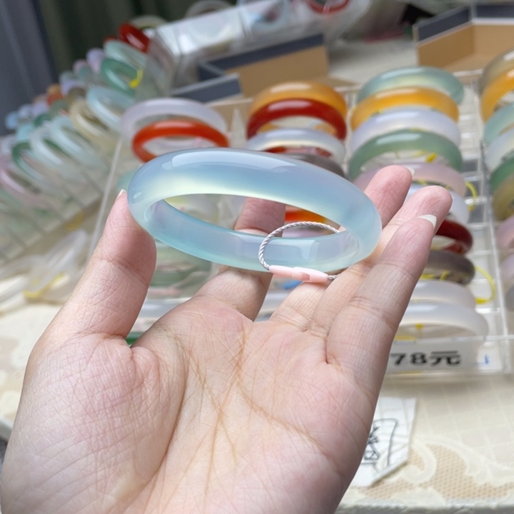 玛瑙/玉髓未镶嵌手镯55圈口