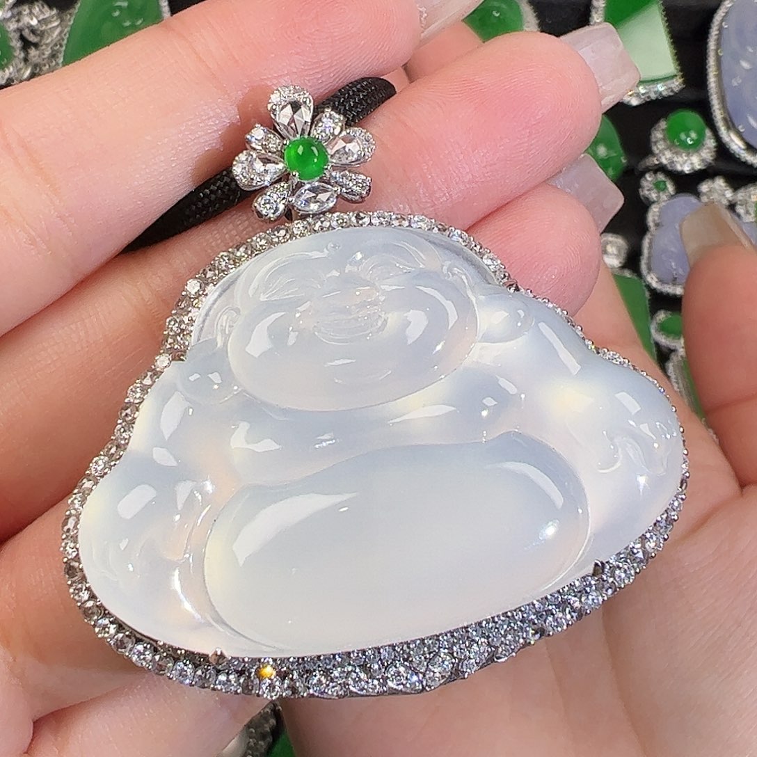 翡翠颈饰18K金镶嵌佛公