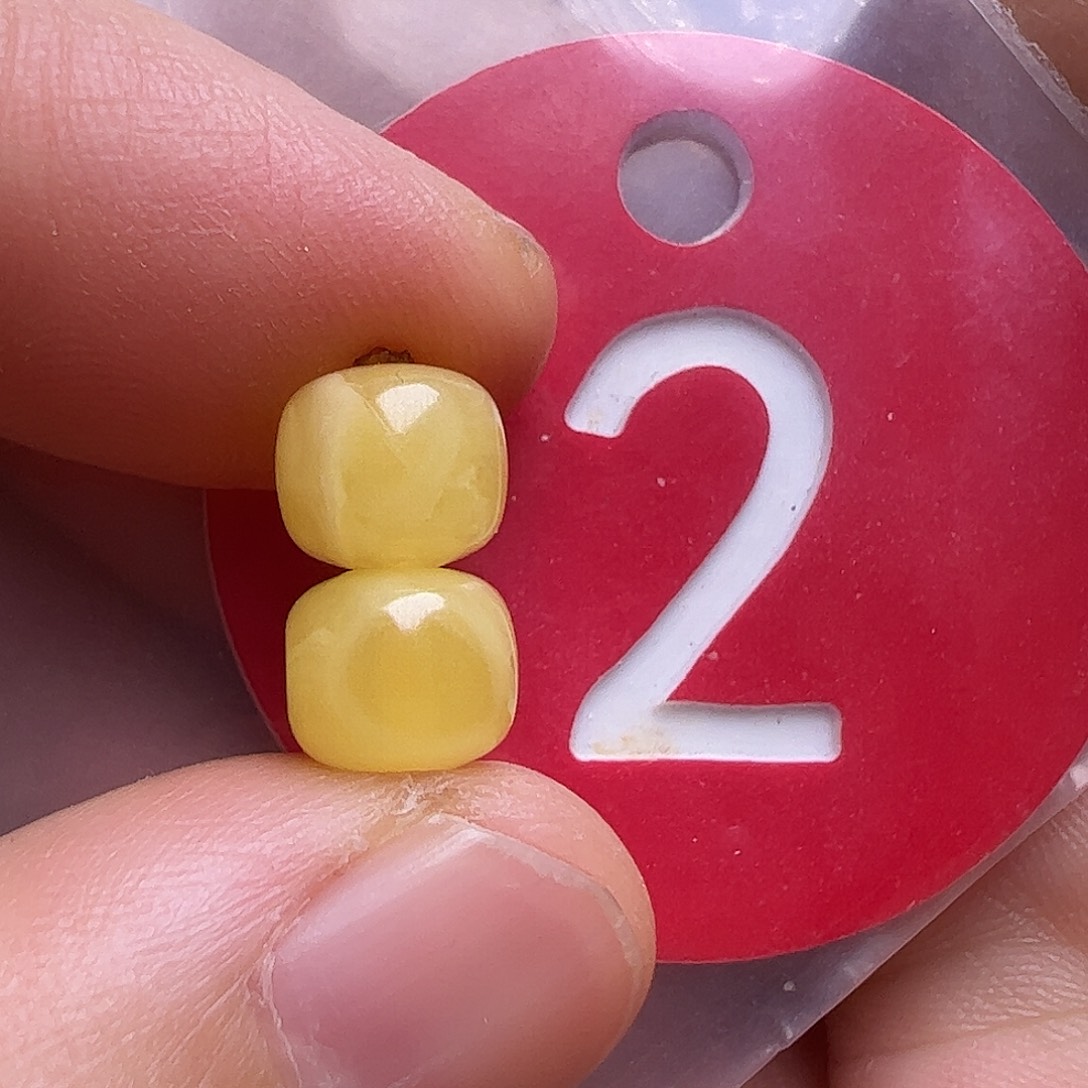 蜜蜡未镶嵌珠宝奇石7m m