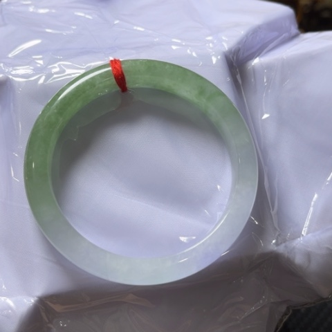 和田玉吊坠未镶嵌